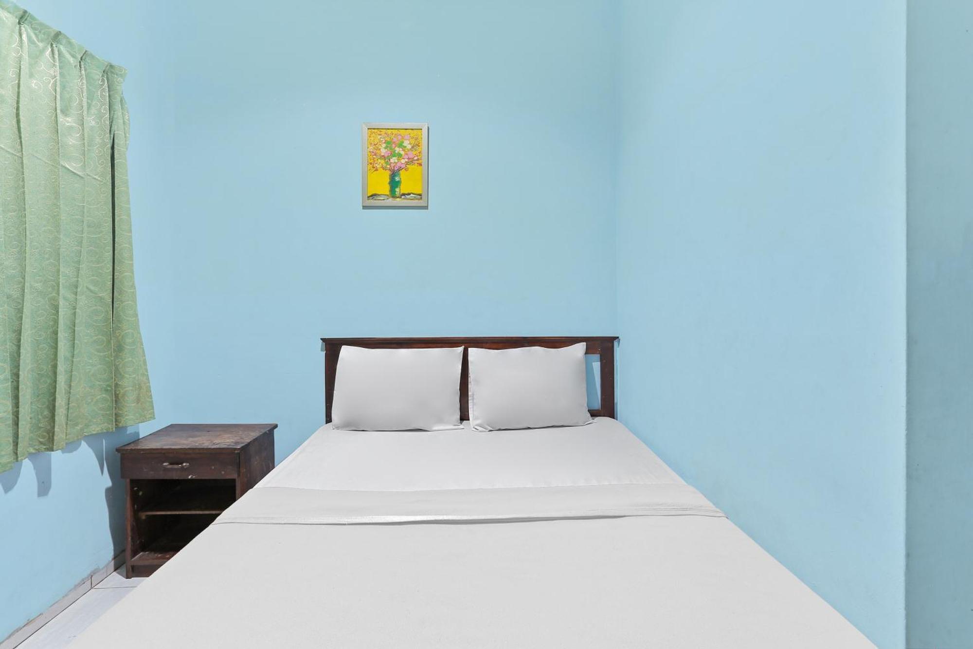 Oyo 93046 Hotel Fortuna Parepare Ngoại thất bức ảnh