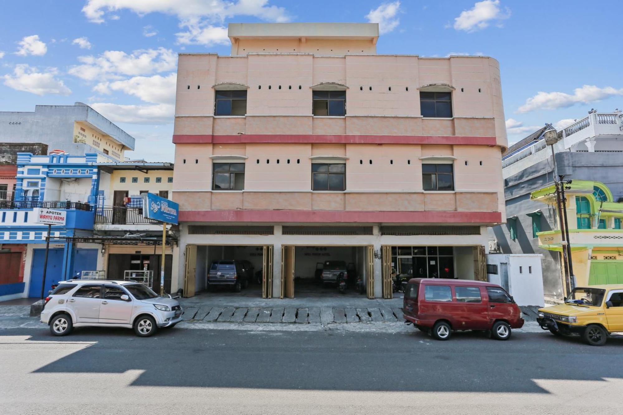 Oyo 93046 Hotel Fortuna Parepare Ngoại thất bức ảnh