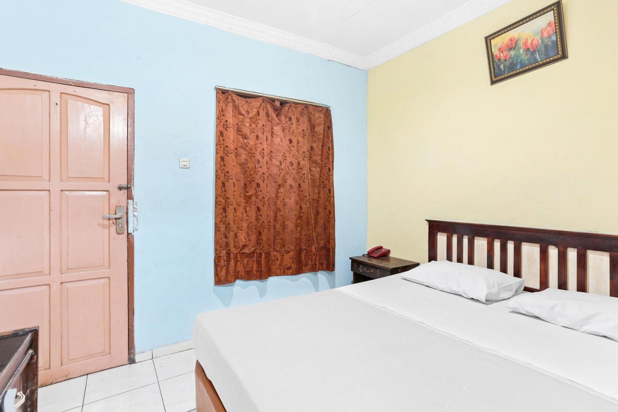 Oyo 93046 Hotel Fortuna Parepare Ngoại thất bức ảnh